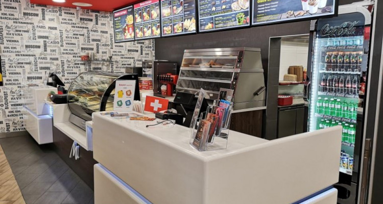 Superbe surface commerciale/ kebab restaurant snack burger et pizzeria. image 3