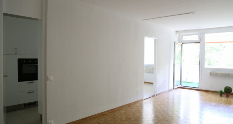 A Nyon, au calme, à 10 min à pied de la gare image 2