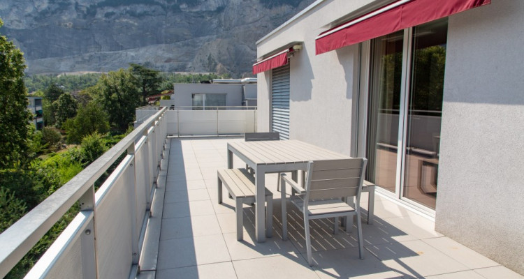 A louer, attique de 4.5 pièces à Veyrier. image 2