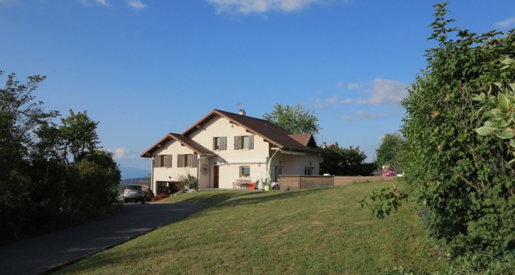 CONFORTABLE MAISON A BOSSEY, BELLE VUE SUR LE JET DEAU ET ENVIRONS image 1