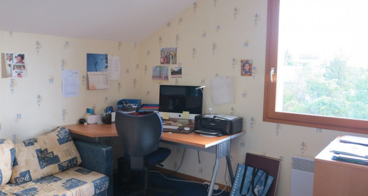 CONFORTABLE MAISON A BOSSEY, BELLE VUE SUR LE JET DEAU ET ENVIRONS image 8