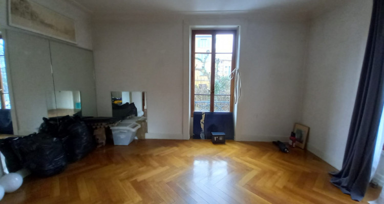 Magnifique 4.5 pièces à Grange-canal / haut des Eaux-vives image 2