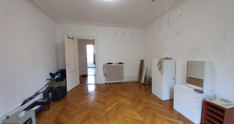 Magnifique 4.5 pièces à Grange-canal / haut des Eaux-vives image 3