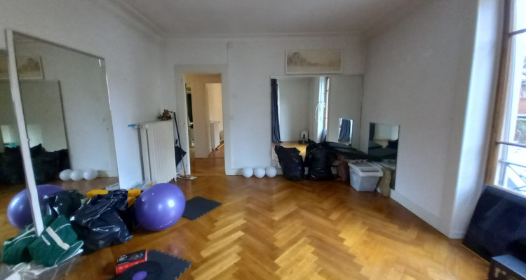 Magnifique 4.5 pièces à Grange-canal / haut des Eaux-vives image 4