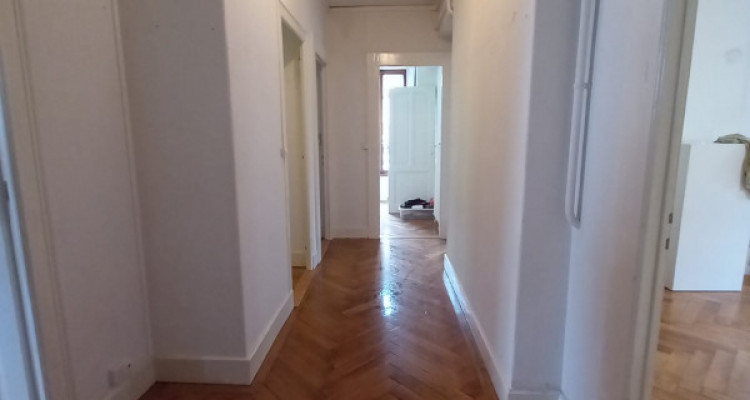 Magnifique 4.5 pièces à Grange-canal / haut des Eaux-vives image 6