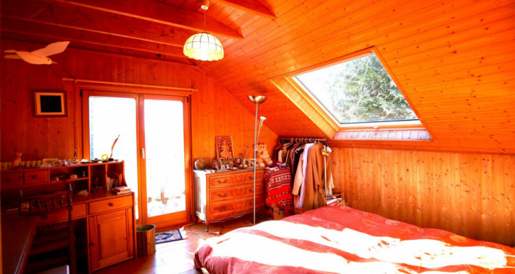 Chalet de 9 pièces surplombant Genève, à Lucinges, France. image 10