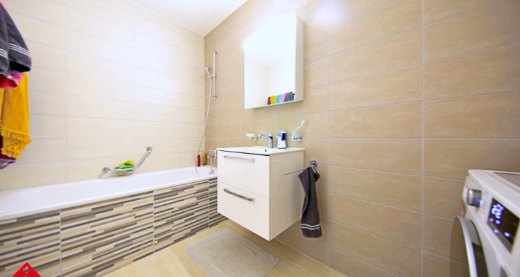 Bel appartement 2.5 p / 1 chambre / SDB avec WC  image 6