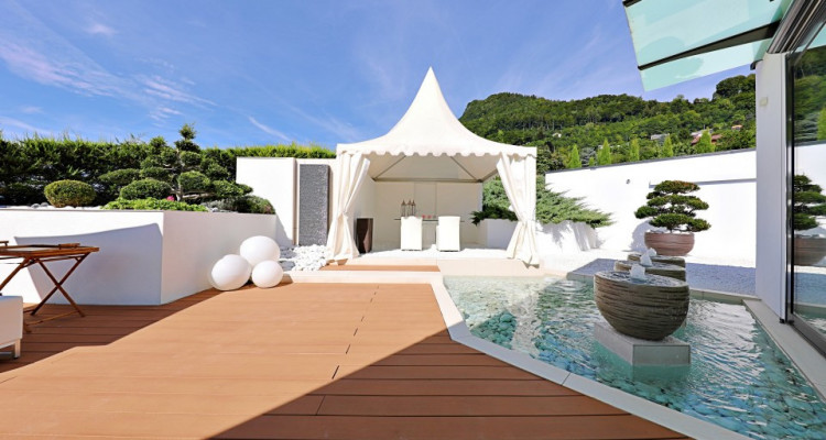 Splendide maison darchitecte de 300m2 avec vue incroyable sur le lac  image 3