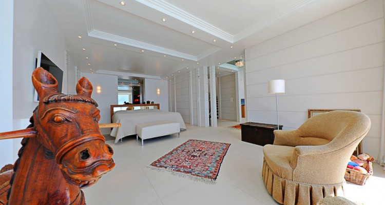 Splendide maison darchitecte de 300m2 avec vue incroyable sur le lac  image 11