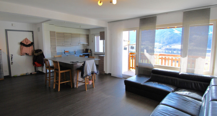 Bel appartement de 4.5 pièces à Estavannens dans un quartier paisible  image 3