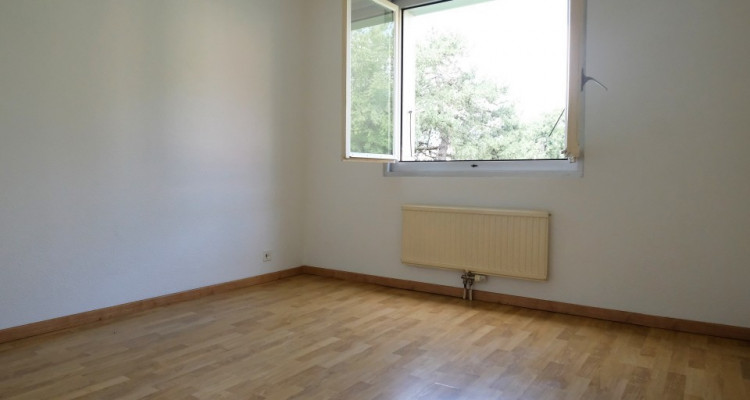 Bel appartement 4,5p // 3 chambres // 1 SDB // Balcon image 3