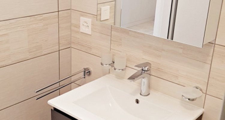 Sublime appartement de 2.5 pièces / Vue dégagée / Terrasse image 6