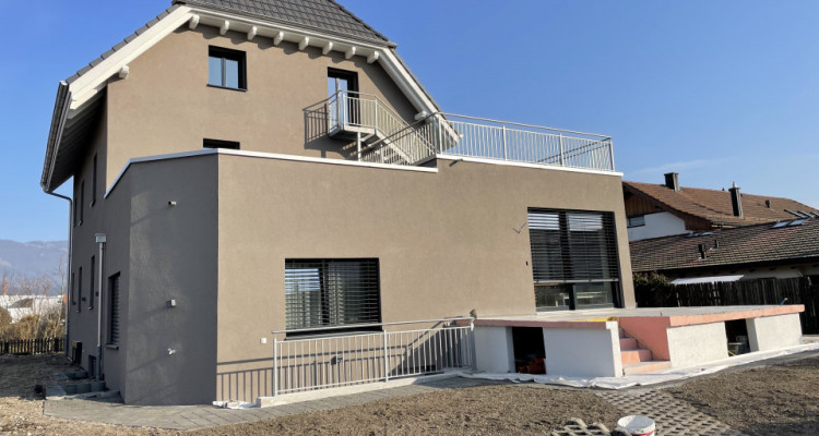 TOLLE ATTIKAWOHNUNG - ERSTBEZUG image 1