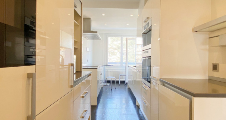 Magnifique 7 pièces au coeur de Florissant image 1