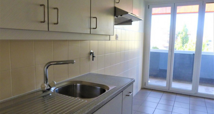 Appartement rénové de 4P rue des Battoirs. image 7