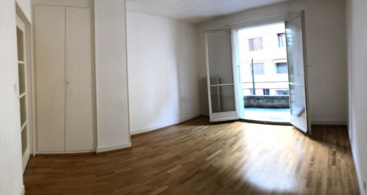 Appartement de 2 1/2 pièces au 3ème étage - Ch. Vert 9 à Corsier image 1