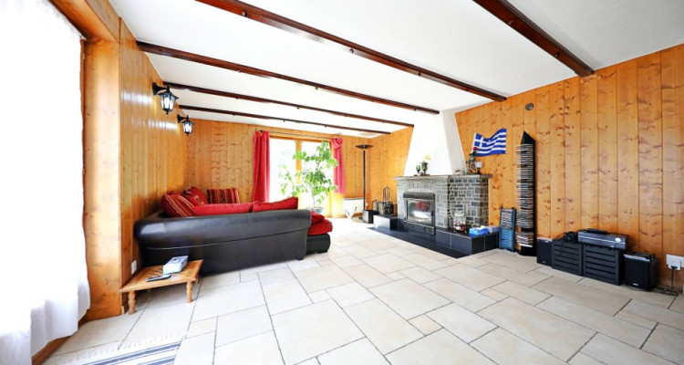 Superbe chalet individuel avec vue imprenable image 2