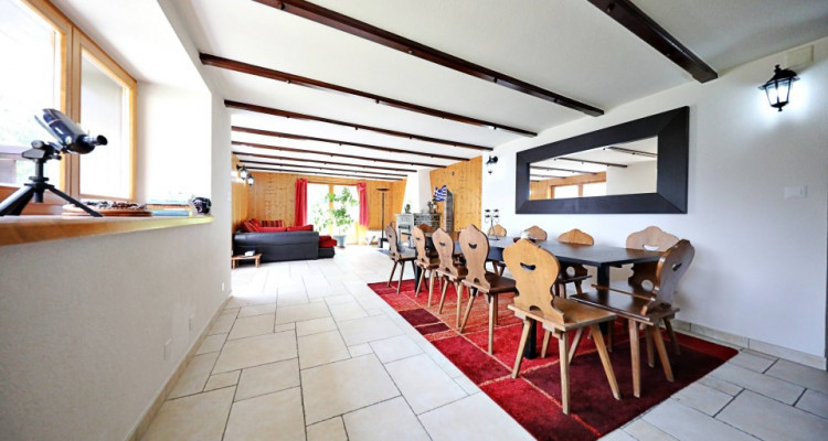 Superbe chalet individuel avec vue imprenable image 3