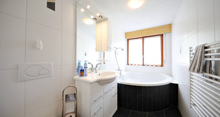 Superbe chalet individuel avec vue imprenable image 16