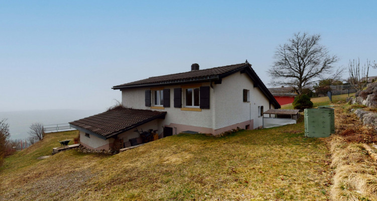 VISITES SUSPENDUES splendide villa avec vue et terrain avec potentiel image 2