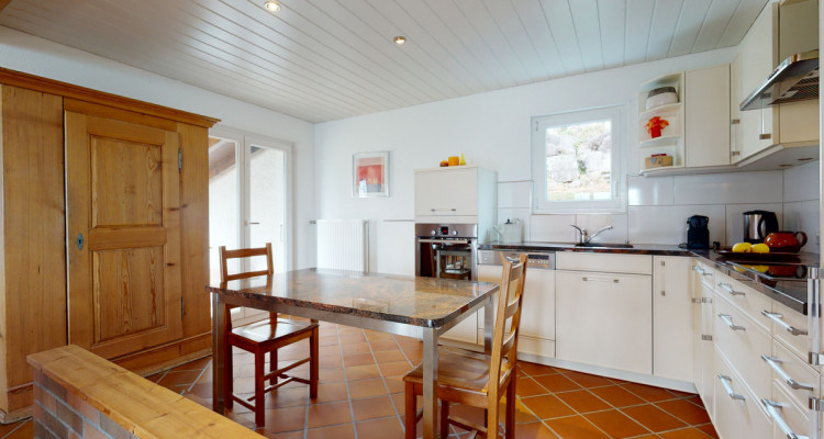 VISITES SUSPENDUES splendide villa avec vue et terrain avec potentiel image 7