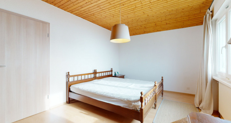 VISITES SUSPENDUES splendide villa avec vue et terrain avec potentiel image 8