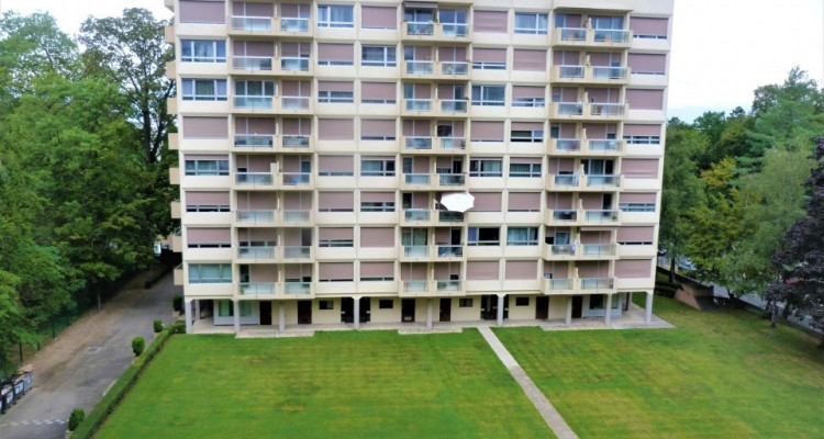 Bel appartement de 4 P à Champel. image 2