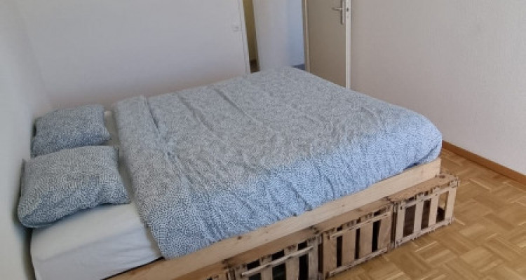 Très beau et moderne 3 pièces à Châtelaine avec grand balcon image 10