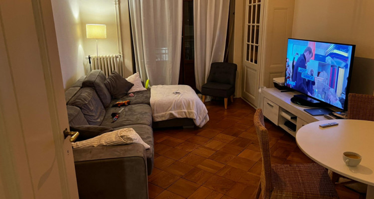 Agence de Relocation. Appartement 3.5 pièces, Rue Henri Mussard 2e étage. Proche des commerces et des commodités. image 1