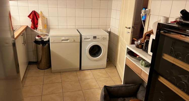 Agence de Relocation. Appartement 3.5 pièces, Rue Henri Mussard 2e étage. Proche des commerces et des commodités. image 5