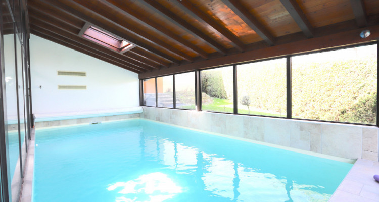  Villa individuelle de 5.5 pièces avec piscine intérieure et annexe indépendante de 150 m2 image 4