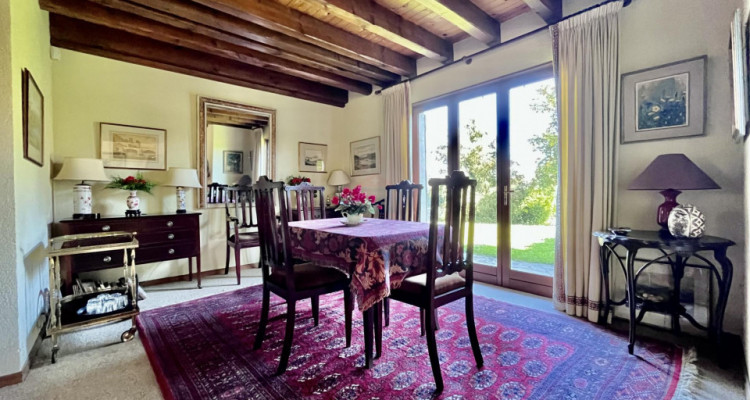 Magnifique maison vaudoise de 7 pièces avec jardin environnant image 5