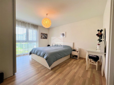 Appartement 3,5 pièces récent avec vue dégagée plein ouest image 5