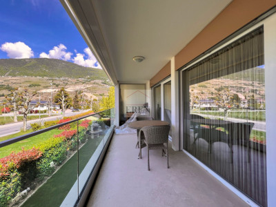 Appartement 3,5 pièces récent avec vue dégagée plein ouest image 9