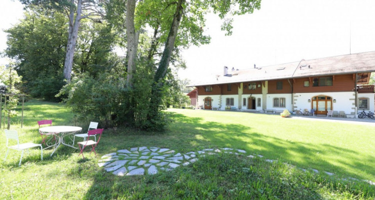 Duplex 6.5P en plein coeur de la campagne genevoise image 1