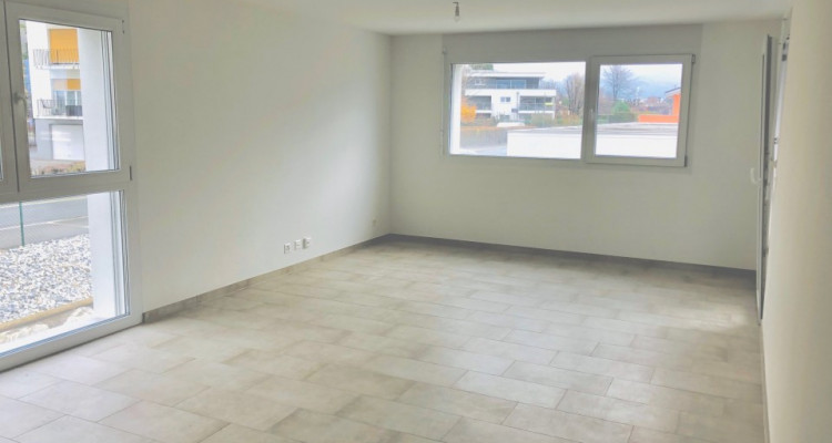 Appartement 3.5 pièces neuf 92 m2 avec parking souterrain à Vétroz image 3