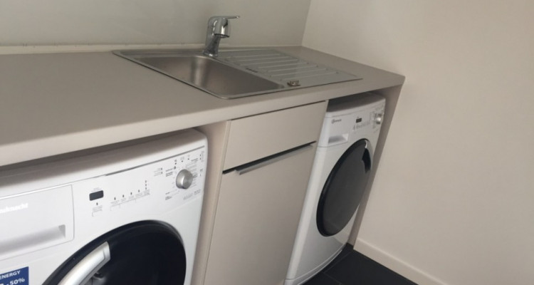 Schöne moderne Wohnung mit Garten im Zentrum von Magden  image 3