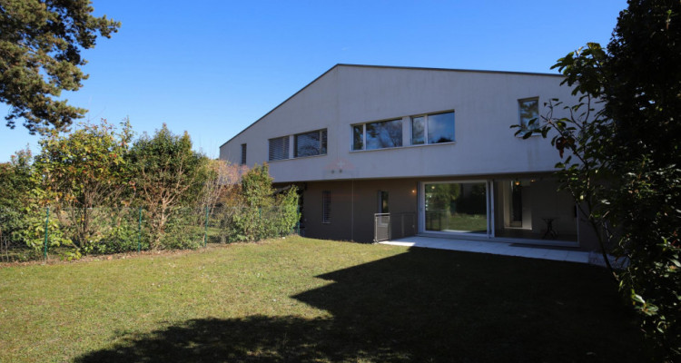 Jolie maison sur la commune de Genthod image 1