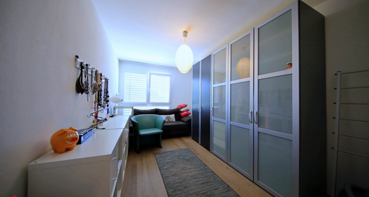 Bel appartement moderne 4.5 pièces avec balcon  image 2