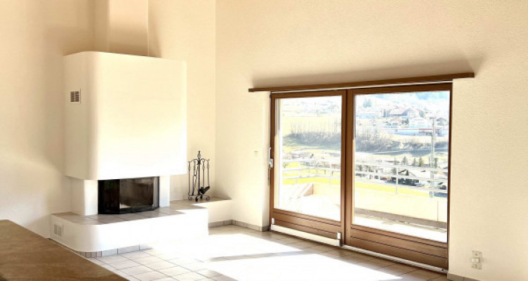 Attique 5.5 pièces à Moutier image 1