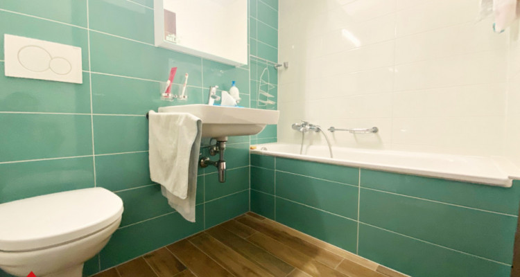 Superbe appartement 3.5 p / 2 chambres / 2 SDB / Balcon image 8