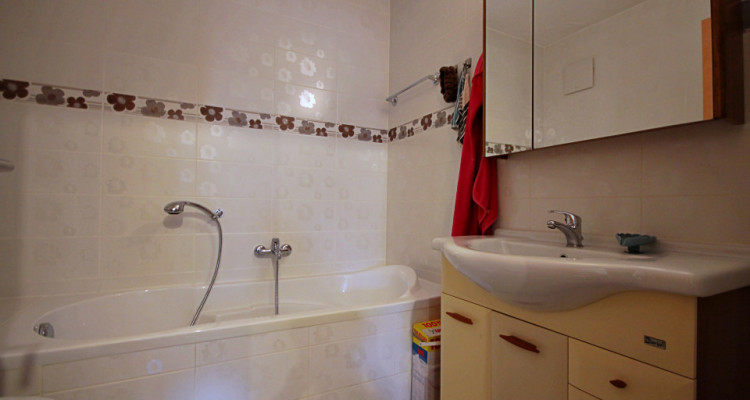 Magnifique appartement 4.5p avec véranda  image 4