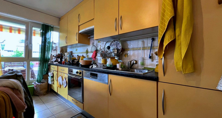 Magnifique appartement de 3.5 pièces avec balcon et piscine en commune image 7