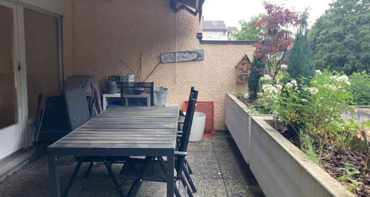 Magnifique 4.5 pièces à Puplinge (campagne genevoise) avec terrasse image 3