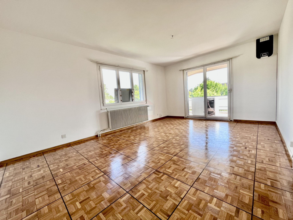 Dans le charmant village de Founex Maison de 8 pièces 210 m2