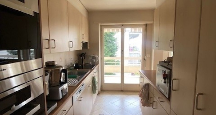 Appartement de 6.5 pièces au 1er étage - Ch. des Osches 21, 1009 Pully image 3