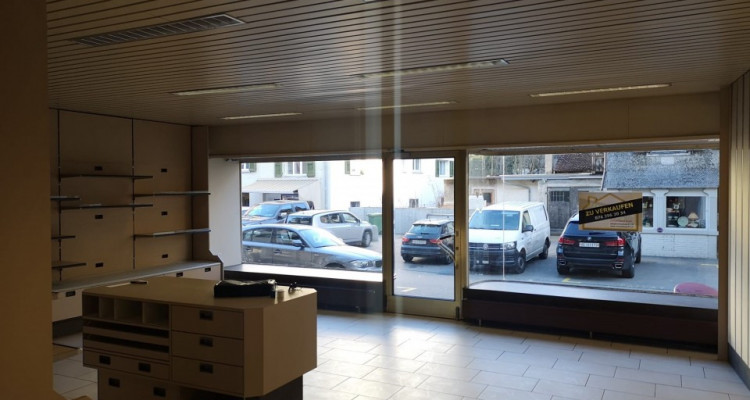 Zentrales grosszügiges Ladenlokal / Gewerbefläche in Balsthal image 4