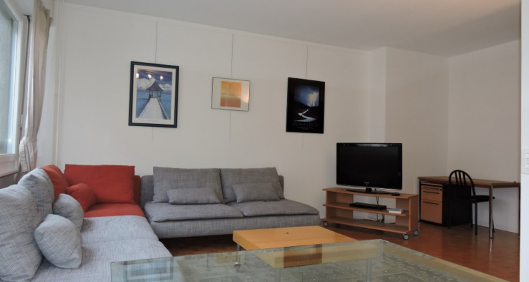 Furnished apartment of 72 m2, 2 bedrooms, 1 bathroom image 1