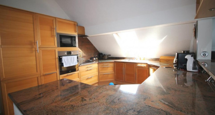 Bien de rendement : 2 appartements et une grange à transformer image 5