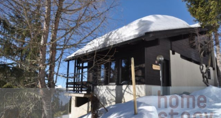 Home Story propose un joli chalet de 7 pièces magnifique vue, sur la piste de ski. image 2